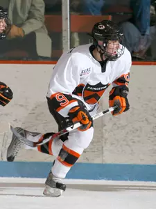 Men's Hockey Edged by Cornell Friday Afternoon