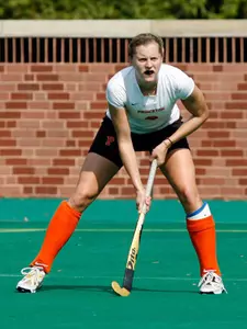 Field Hockey Hosts Brown and Villanova