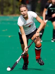 Field Hockey Edges Villanova 4-3 in Overtime