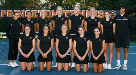 Women's Tennis Sweeps in First Ivy Match, Tops Penn 7-0