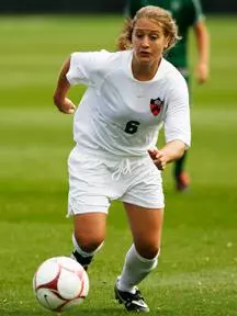Peteraf's Golden Goal Gives Women's Soccer Ivy Lead