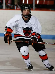 Men's Hockey Tops Clarkson 4-2 for Sixth Straight Win