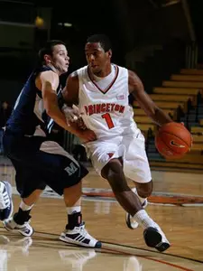 Men's Basketball to Visit Manhattan Sunday