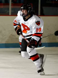 Romanchuk's Four Points Helps Women's Hockey to 6-3 Win Over Union