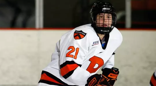 Women's Hockey to Visit Rensselaer and Union