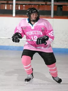 Gutsy Effort Falls Short For Women's Hockey vs. No. 1 Harvard