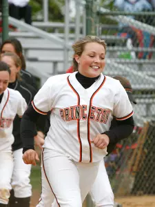 Softball Splits Pair of One-Run Games in North Carolina