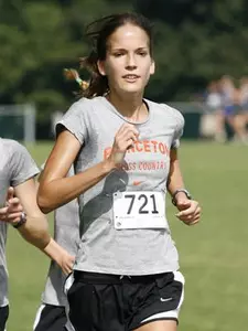 Women's Cross Country Moves Up in National Rankings