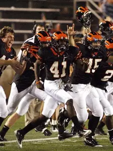 Defensive Stand, Timely Kick Sends Football Into Ivy Season With Winning Feeling