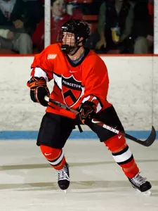 Men's Hockey Resumes League Schedule This Weekend at Yale and Brown