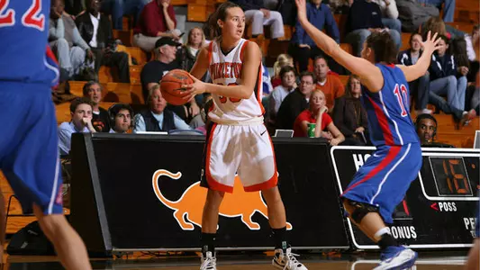 Tigers Lead UCLA Through First 25 Minutes, Fall 69-59