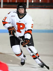 Women's Hockey Rallies for 2-2 Tie at Quinnipiac