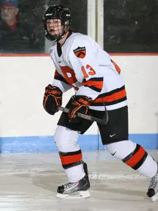 Women's Hockey Falls 4-1 at Dartmouth