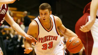 Men's Basketball to Renew Series at Saint Joseph's Saturday