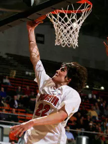 Threes Don't Fall for Men's Hoops in 65-50 Loss at GW