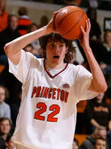 Men?s Basketball Falls at Cornell, 60-51