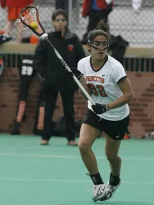Women's Lacrosse Takes on Temple in Mid-Week Match