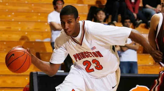 Dish and a Dunk Help Men's Hoops Top Wagner (Video Included)