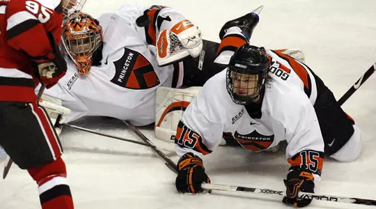 Men's Hockey Solidifies NCAA Hopes With Consolation Game Tie