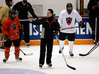 Men's Hockey Practices on First Day in Minneapolis