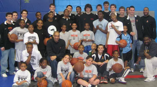 Men's Basketball Makes Visit to Trenton Boys and Girls Club
