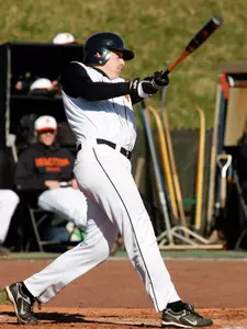 Baseball Tops UNCG 8-7 in 12 Innings for First Win