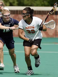 Women's Lacrosse Defeats Georgetown, 15-9 in NCAA Tournament First Round; Will Face Northwestern in Quarterfinals