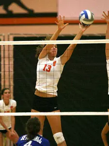Volleyball Rally Falls Just Short In 3-2 Loss To Duquesne