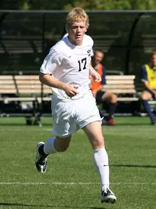 Dartmouth Trips Up Men's Soccer 4-2 in League Opener