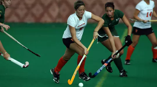 Field Hockey Shuts Out Columbia 4-0 for Third Ivy Win