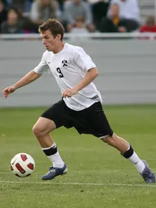 Hoppenot Named Ivy League Player of the Year in Men's Soccer