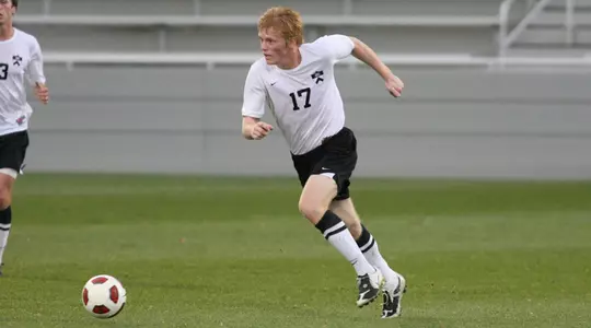Men's Soccer Falls to Brown 3-2 in Overtime