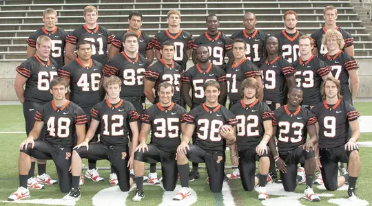Football Honors Senior Class, Looks To Extend Streak Against Dartmouth