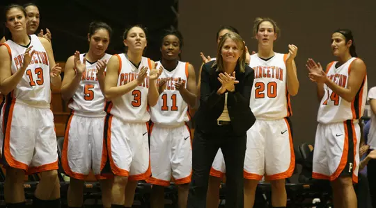 Women's Basketball Receives Votes in National Poll