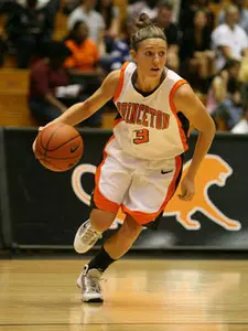 Women's Basketball Returns Home to Host Rider on Sunday