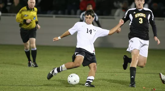 Men's Soccer Drops 1-0 Weekend Finale Against Furman