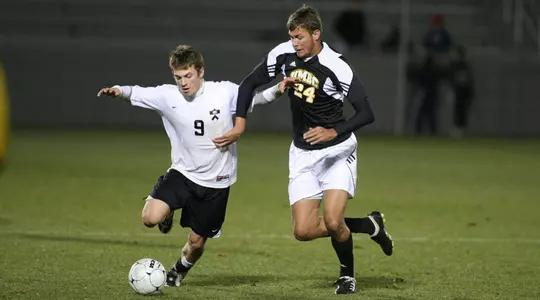 Penalty Kick Decides Men's Soccer Loss to FDU