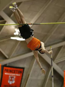 Men's Track & Field Seeks Second Straight Indoor Heps Title This Weekend