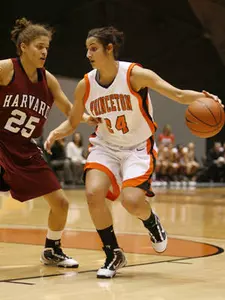 Women's Basketball Tops Harvard 73-54; Improves to 4-0 in the League