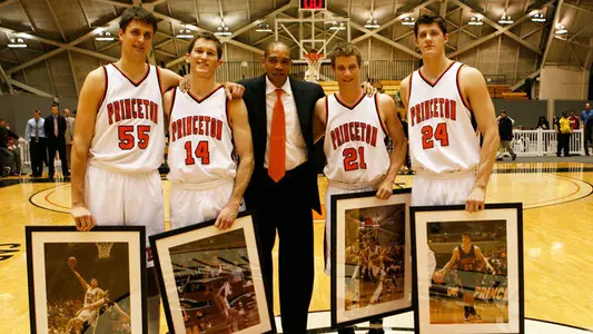 Men's Hoops Makes it 100 Over Penn (with video)