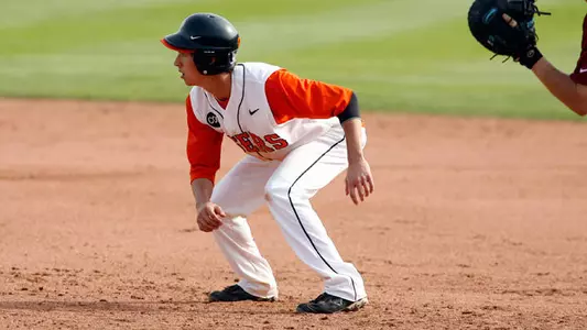 Baseball Team Drops Midweek Game at Rutgers