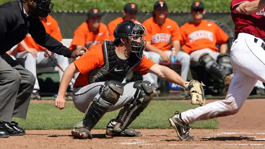 Baseball Hangs Tough with #15 UNC Until Late Innings in Loss