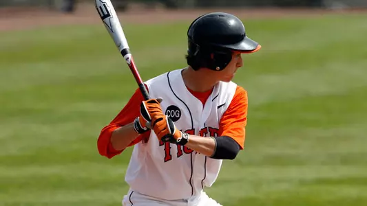 Baseball Shut Out 1-0 at UNC Greensboro