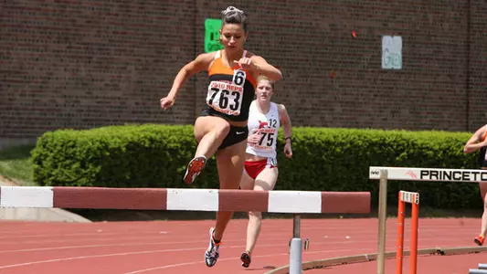 Higginson Runs A Standard; Misses Olympic Team by 1 Place