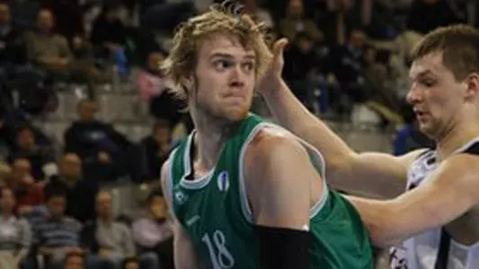 Wallace '05, Rocca '00 Join New Teams for 2013-14 Season