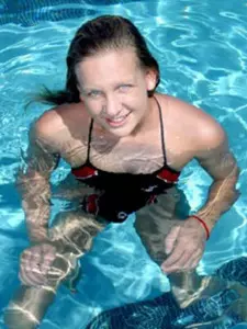 Kropp Highlights Strong Swimming Summer With Junior National Title