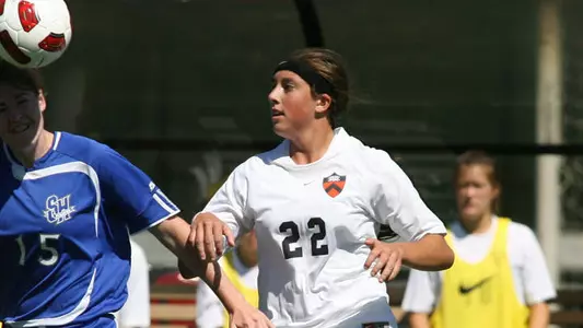 Blosser's Winner Lifts Women's Soccer over Hartford