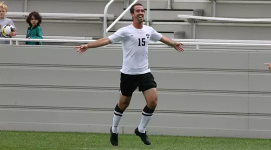 Men's Soccer Wins Princeton Invitational with 3-0 Shutout of Adelphi
