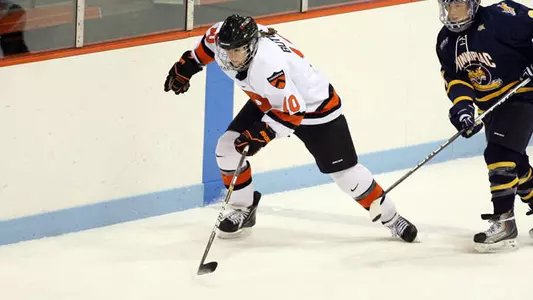 Women's Hockey Wins League Opener, 2-1 Over Union