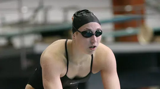 Women's Swimming/Diving Sweeps HYP With Record-Setting Weekend